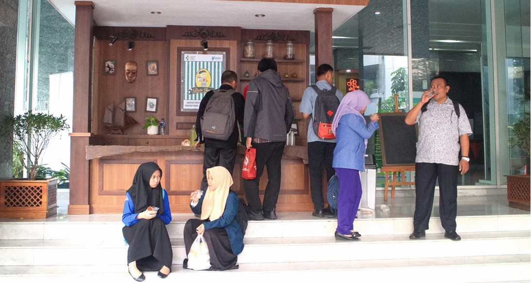 Germas Bude Jamu, Budayakan Minum Jamu di Kementerian Kesehatan