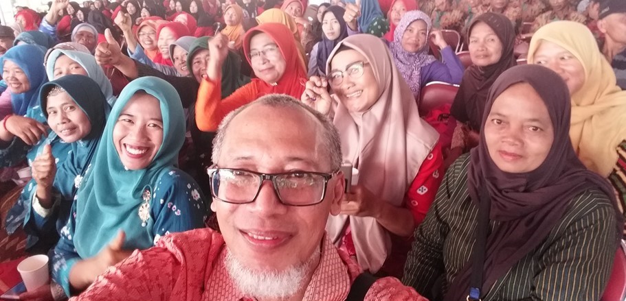 Karyanto dan Jamu Online Karyanto dan Jamu Online