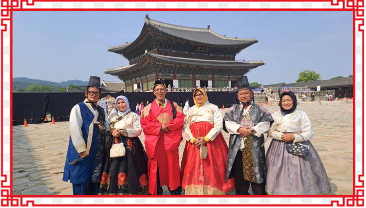 Tim Karyanto dan Hanbok Tim Karyanto dan Hanbok